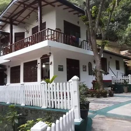 Villa25 Homestay Free Pick Up From The Centre Kandy Extérieur photo