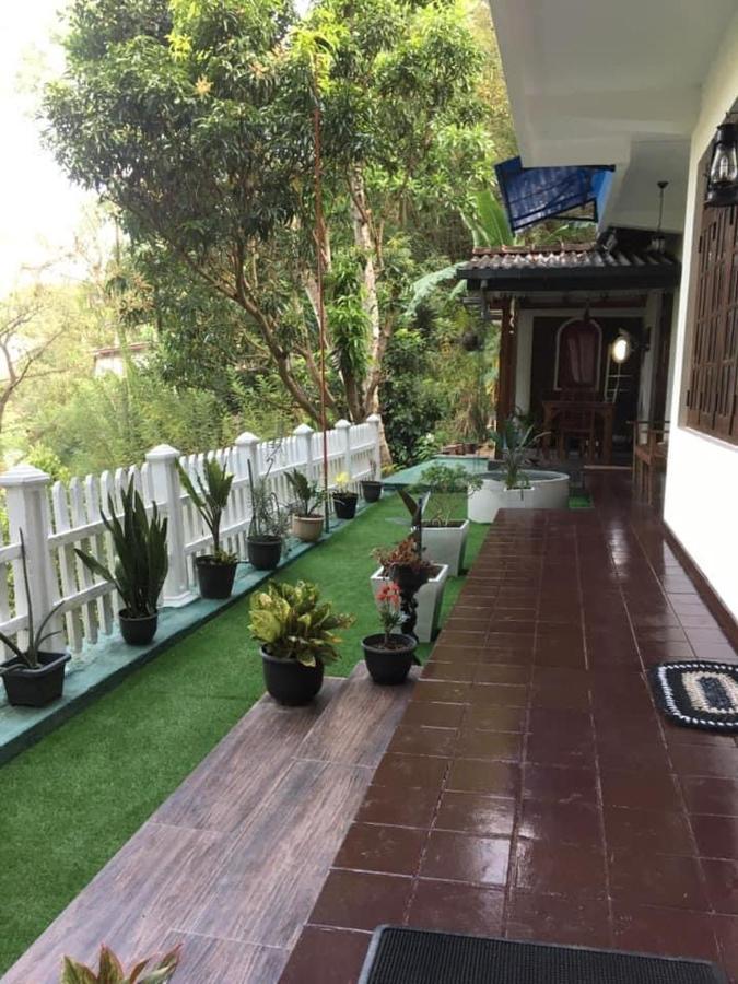 Villa25 Homestay Free Pick Up From The Centre Kandy Extérieur photo