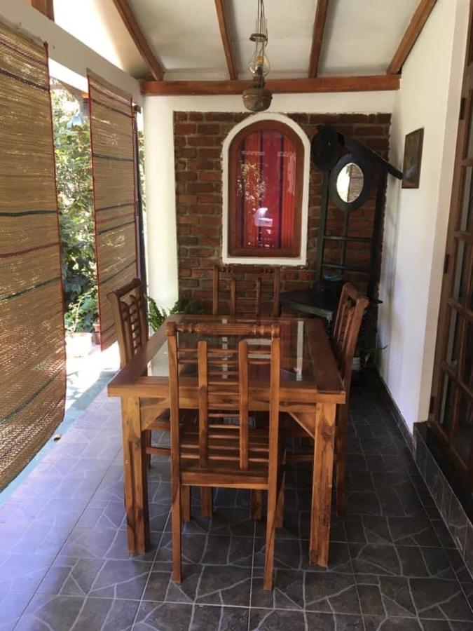 Villa25 Homestay Free Pick Up From The Centre Kandy Extérieur photo