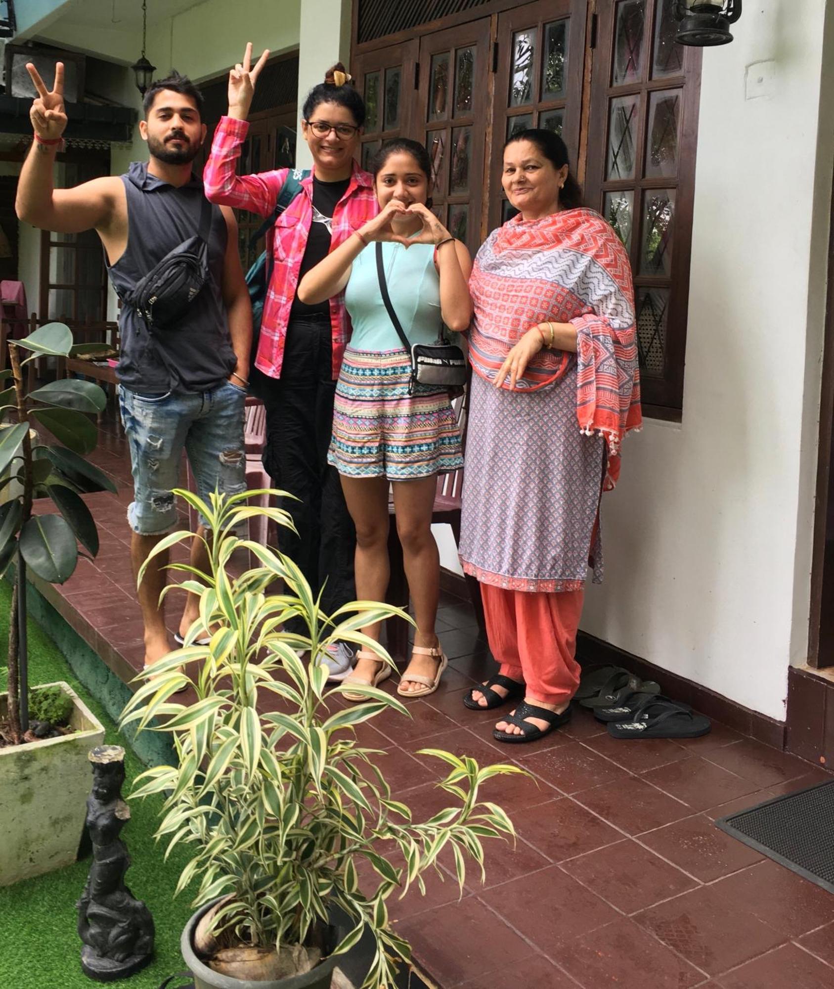 Villa25 Homestay Free Pick Up From The Centre Kandy Extérieur photo