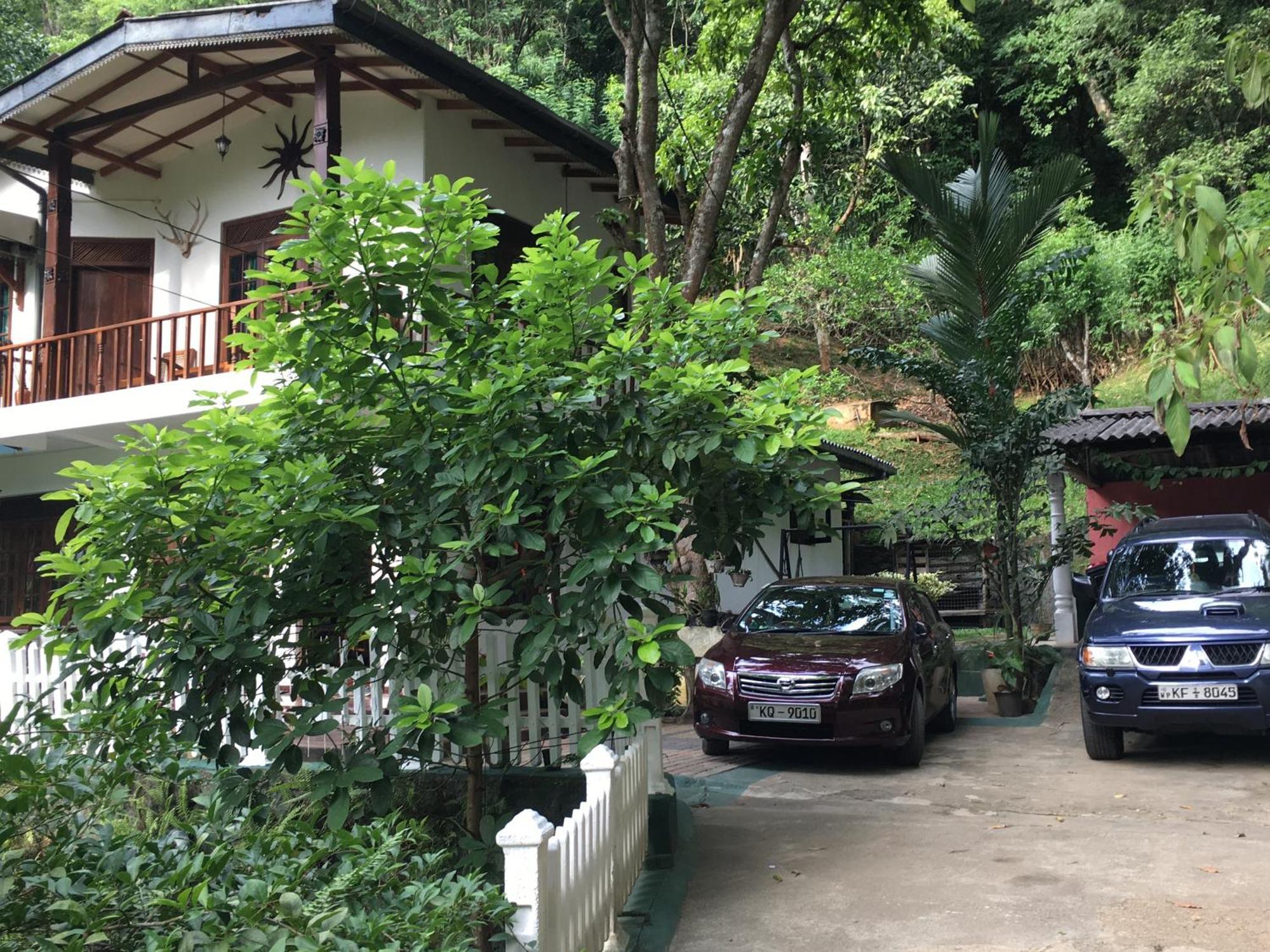 Villa25 Homestay Free Pick Up From The Centre Kandy Extérieur photo