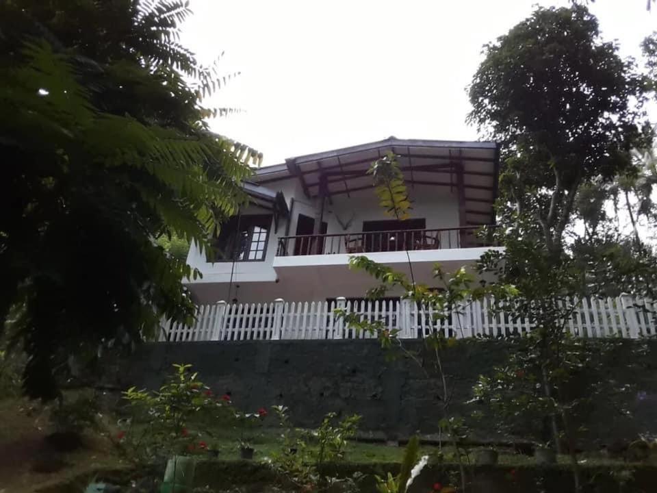 Villa25 Homestay Free Pick Up From The Centre Kandy Extérieur photo